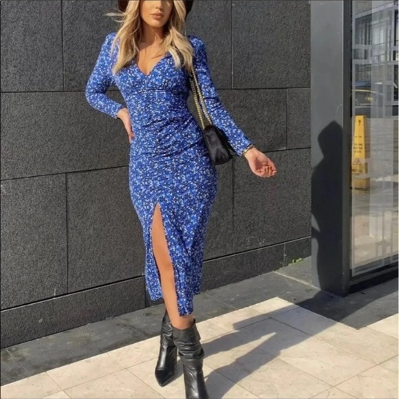 SOLD—Zara blue print dress - Picture 6 of 11